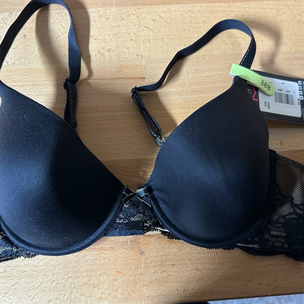 Maidenform Black Lace Trim Bra